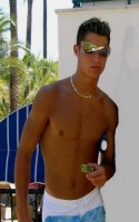 /album/fenykepgaleria/a1915-862968086-cristiano-ronaldo-11-h154254-l-jpg/